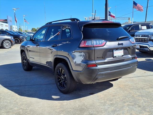 2023 jeep cherokee altitude lux