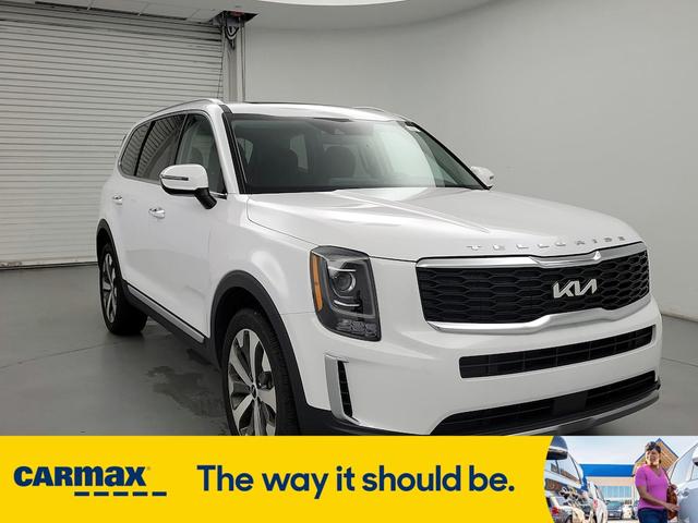 2022 kia telluride s