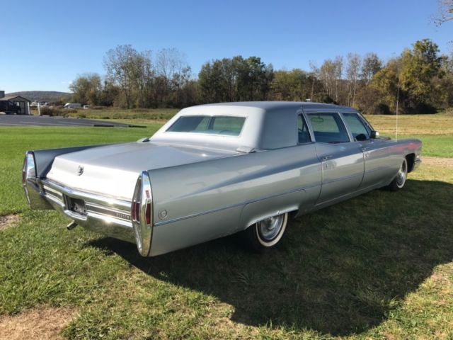 1968 cadillac fleetwood limousine