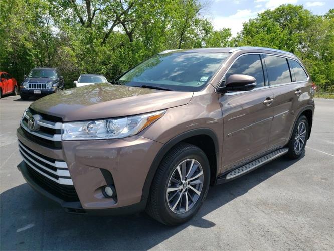 used 2017 toyota highlander xle owasso, ok 74055 for sale in owasso, oklahoma