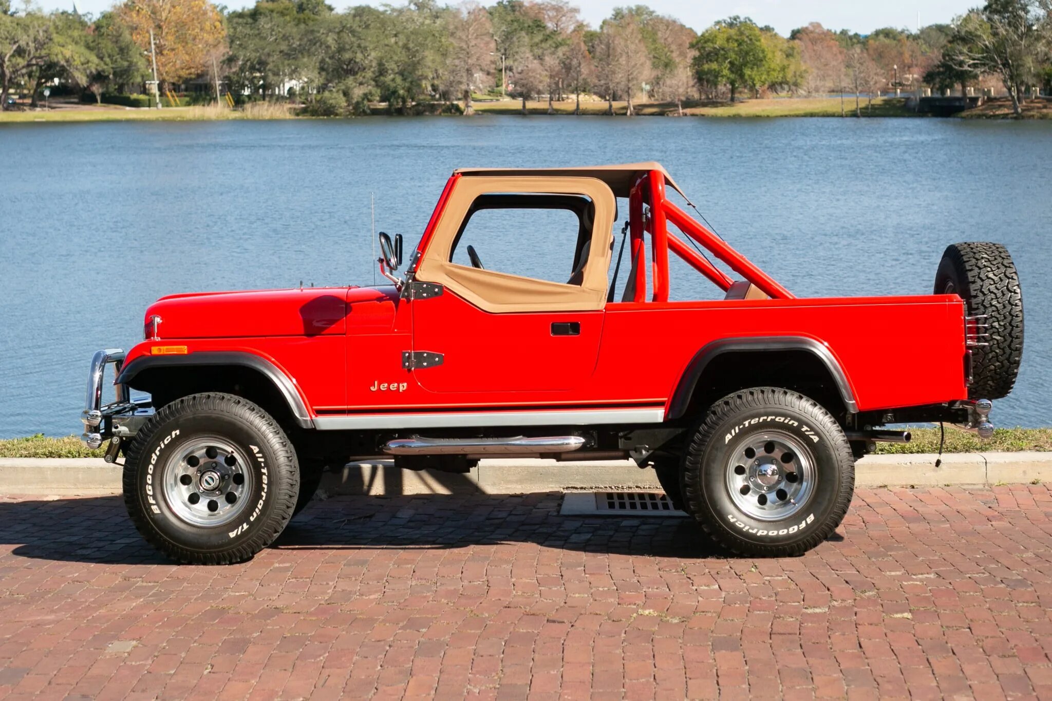 jeep cj-8 scrambler