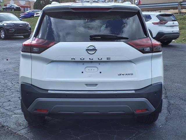 2021 nissan rogue sv
