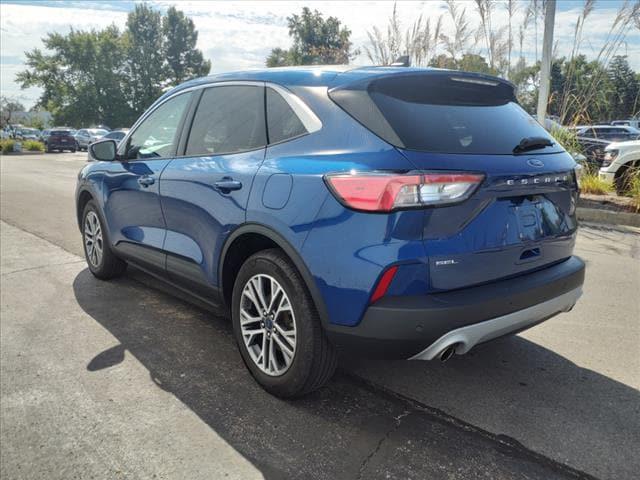 2022 ford escape sel