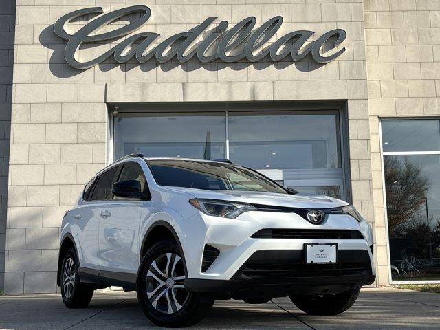 2018 toyota rav4 le