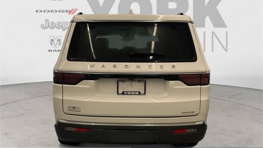 2022 Jeep Wagoneer