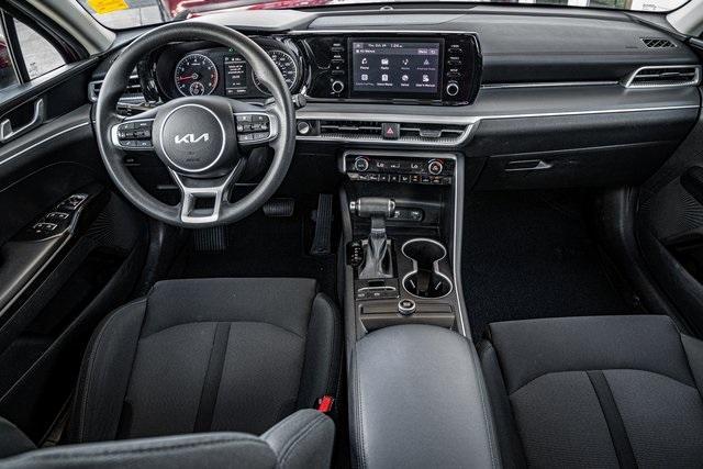 2022 kia k5 lxs