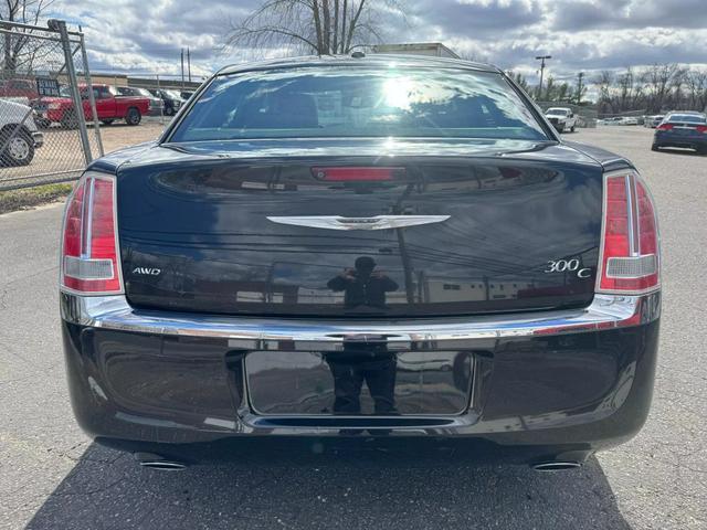 2013 chrysler 300c base