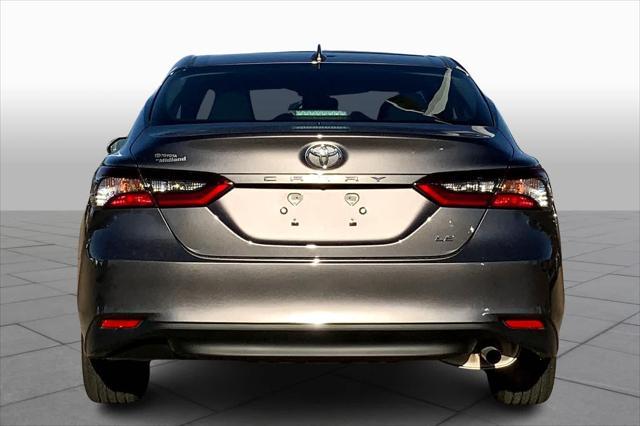 2024 toyota camry le