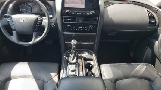 2023 Infiniti QX80 luxe