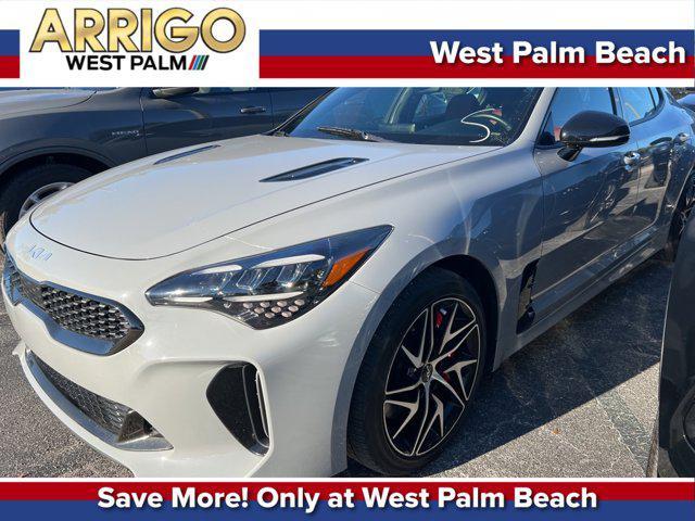 2023 kia stinger gt-line