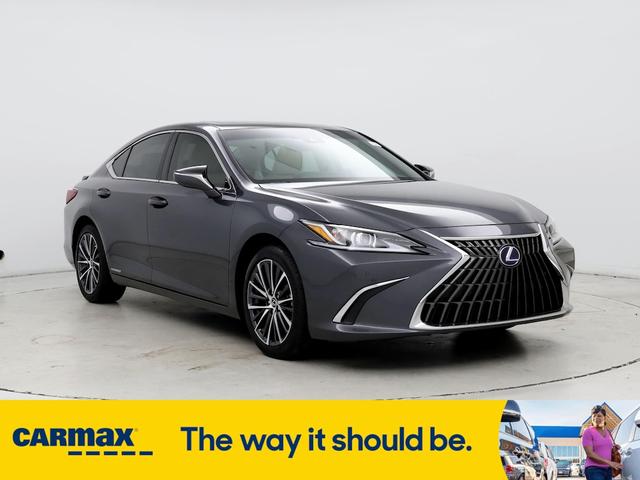 2022 lexus es 300h