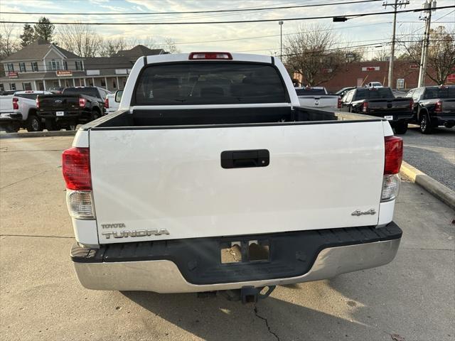 2011 toyota tundra grade