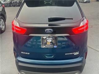 2020 Ford Edge titanium
