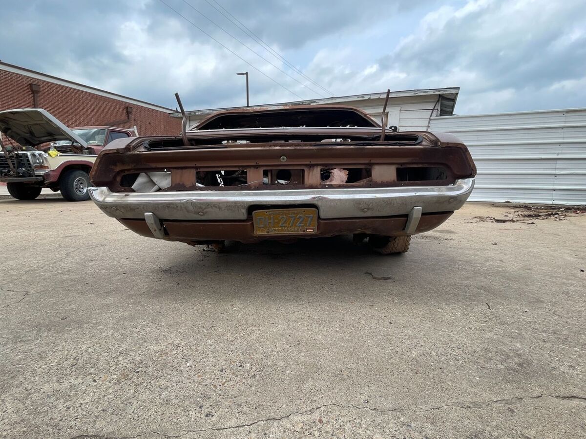 1970 brown se challenger restoration project ! sold as shown