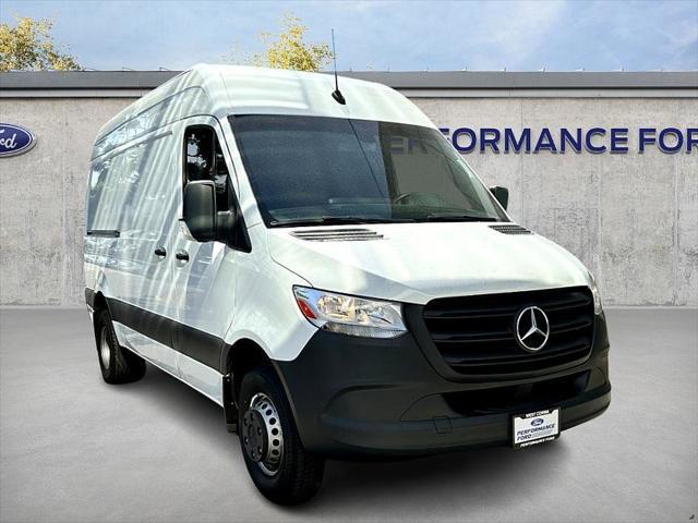 2021 mercedes-benz sprinter 3500xd standard roof