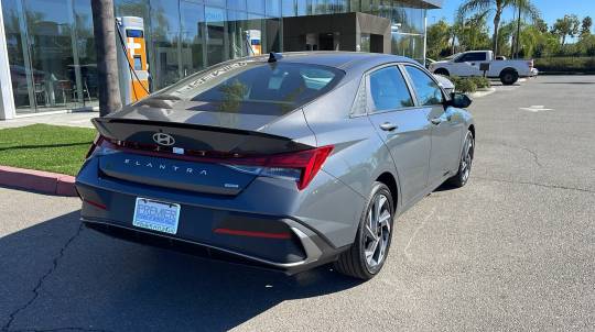2025 Hyundai Elantra