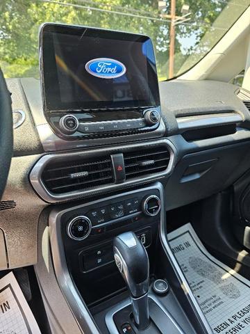 2021 ford ecosport se