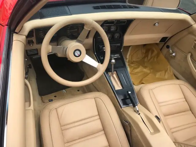 1978 red corvette