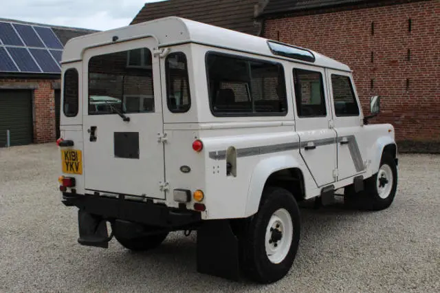 1992 land rover d110 left hand drive 200tdi air con 1 owner shipping included