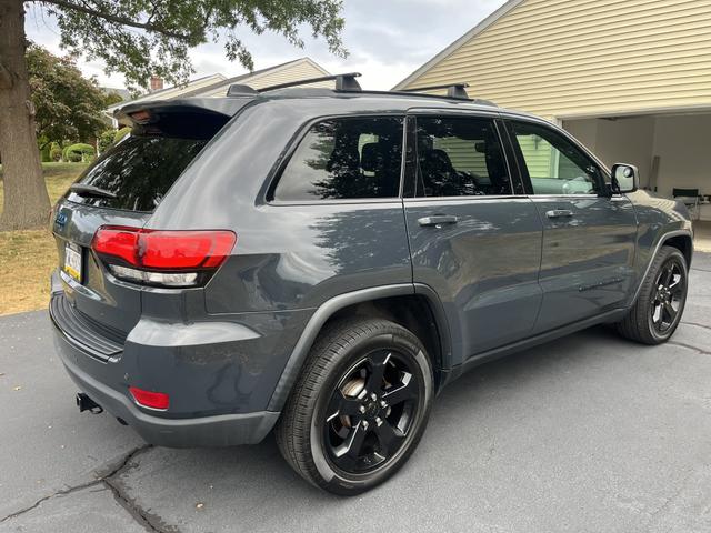 2018 jeep grand cherokee upland