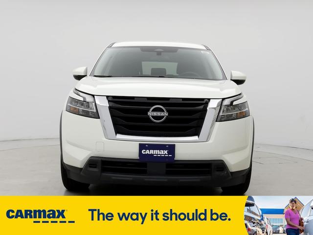 2022 nissan pathfinder s