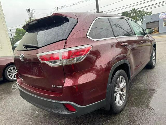 2014 toyota highlander le plus