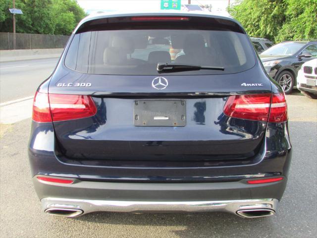 2017 mercedes-benz glc 300 base 4matic