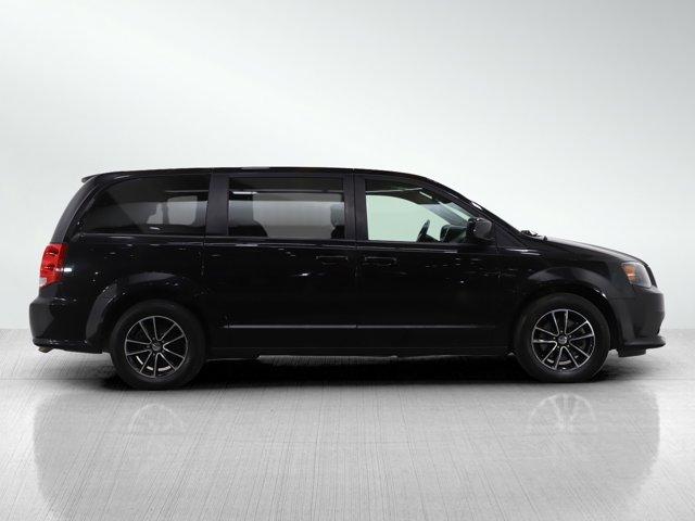 2019 dodge grand caravan r/t