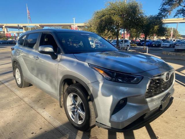 2024 toyota highlander le