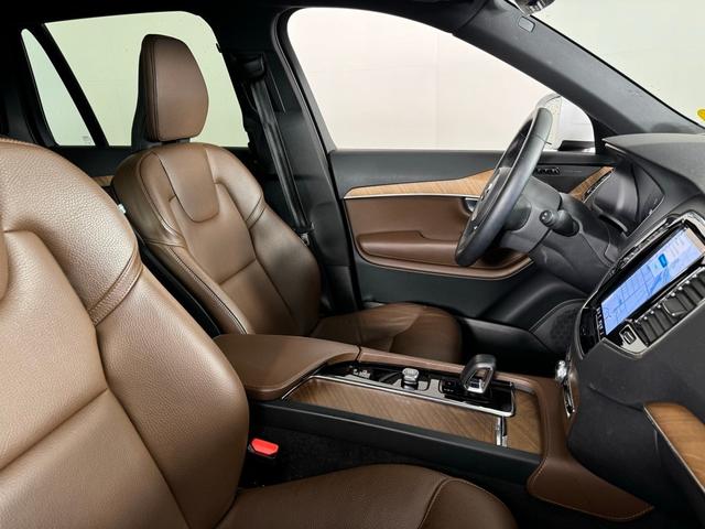2023 volvo xc90 b5 plus