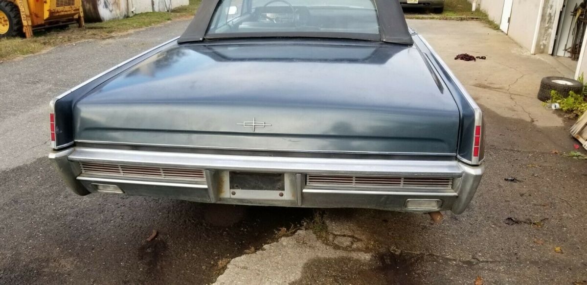 lincoln continental convertible suicide doors