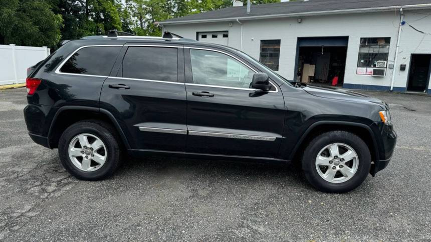 2011 jeep grand cherokee laredo