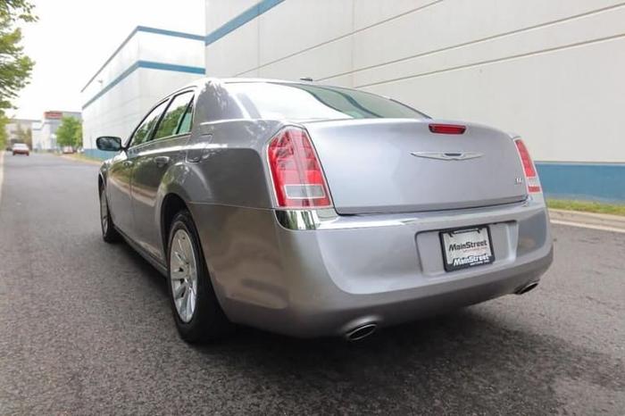 2014 chrysler 300 300 sedan 4d in chantilly, virginia