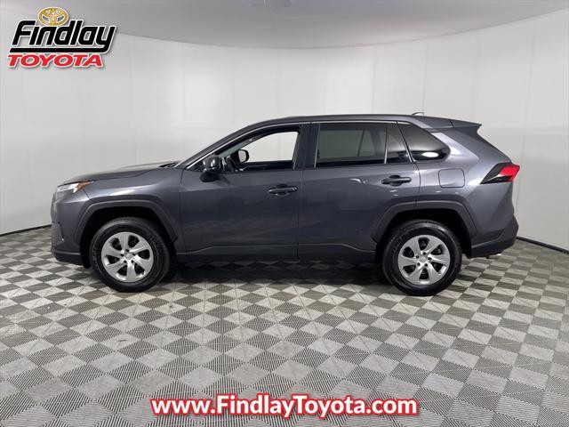 2023 toyota rav4 le