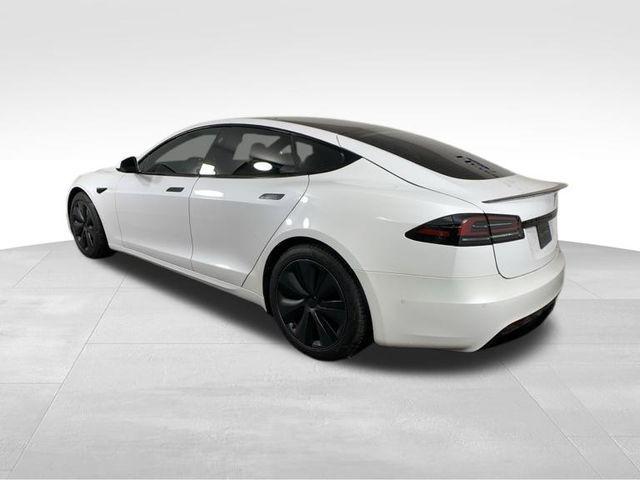2022 tesla model s plaid