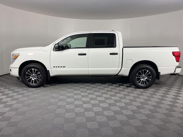 2024 nissan titan sv