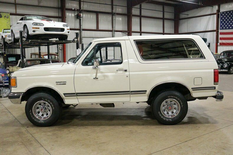 1987 ford bronco xlt 62879 miles white suv 4.9l v8 automatic