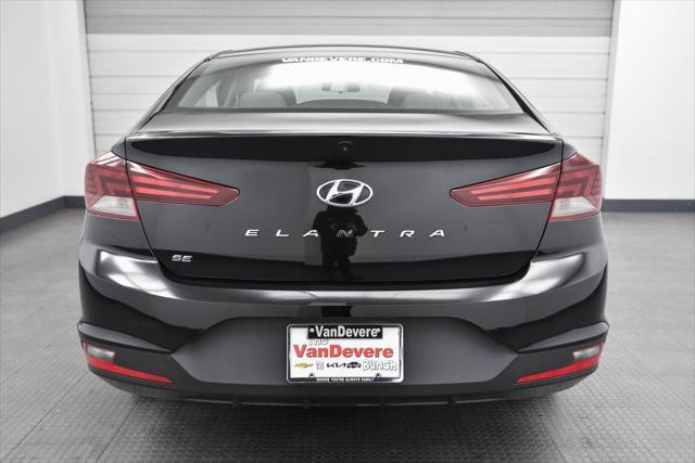 2019 hyundai elantra se