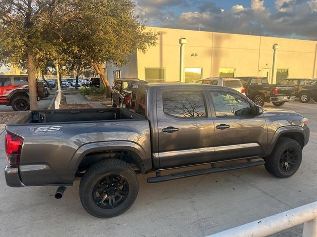 2019 toyota tacoma sr