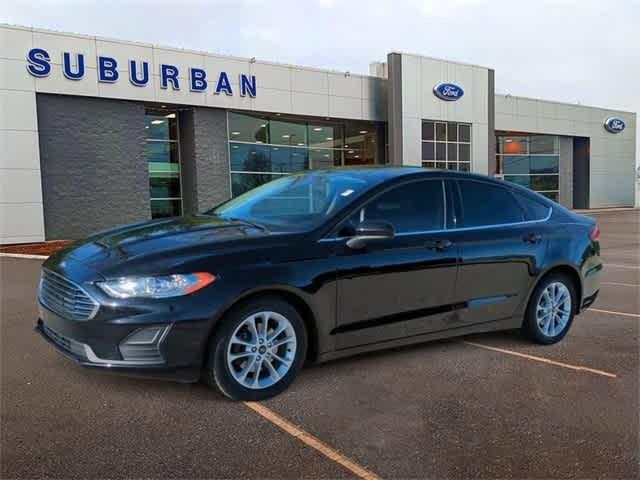 2020 ford fusion se