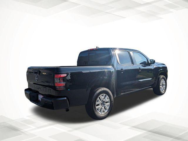 2022 nissan frontier sv
