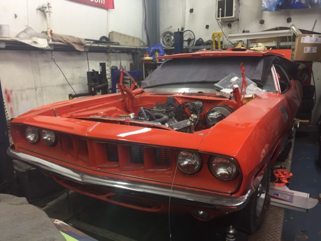 1971 plymouth barracuda project 90 % done gill fenders hemi orange