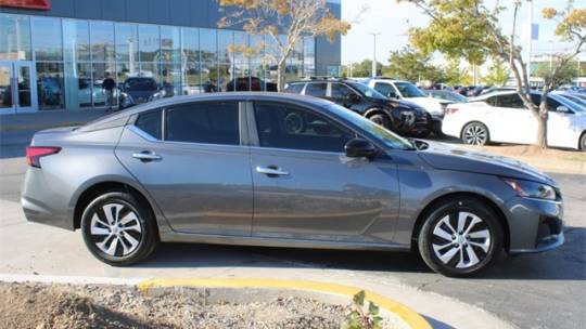 2025 Nissan Altima