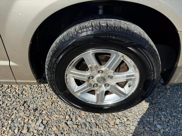 2008 chrysler town & country touring