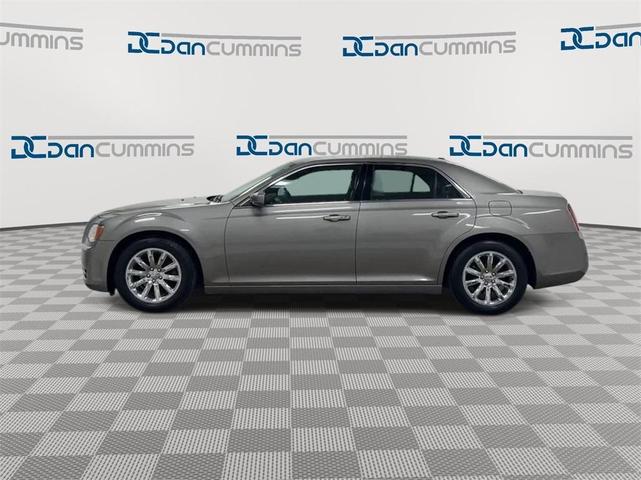 2014 chrysler 300 base