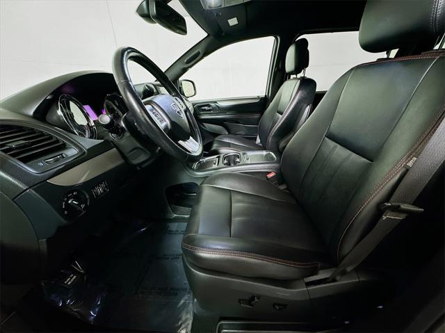 2019 dodge grand caravan gt