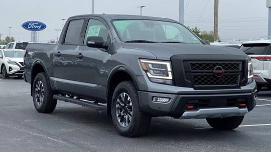 2024 Nissan Titan pro-4x