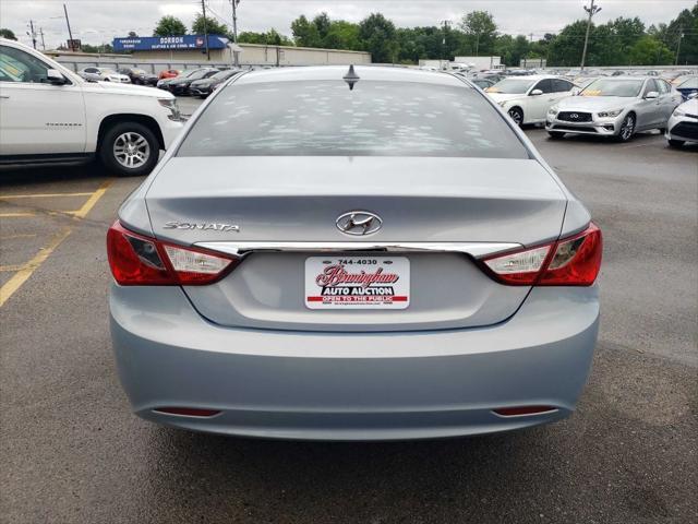 2012 hyundai sonata gls