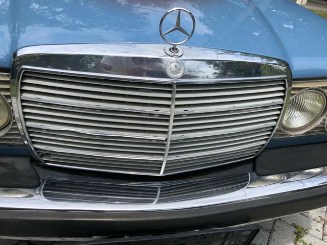 1980 mercedes benz 240d