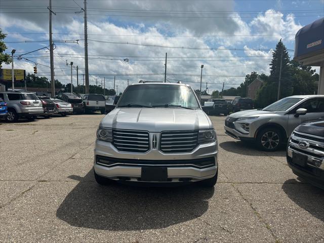 2017 lincoln navigator select